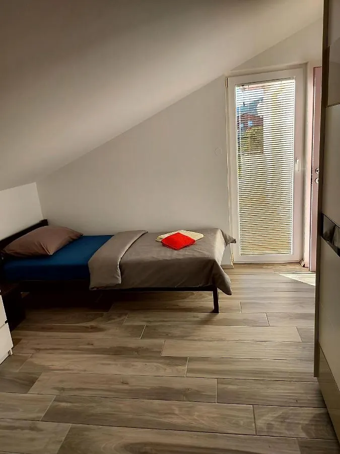 Tome Apartment Rab Town