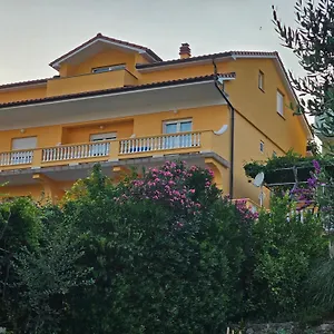 3* Gostinjska kuća Neda