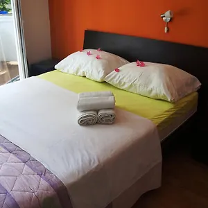 3* Gostinjska kuća Tina