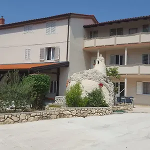 3* Gostinjska kuća Ribica